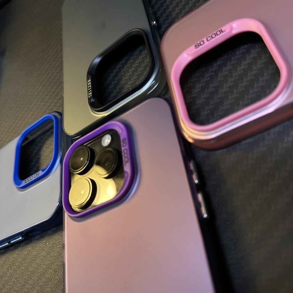Housse de protection Matte pour téléphone couleur argent haute qualité
