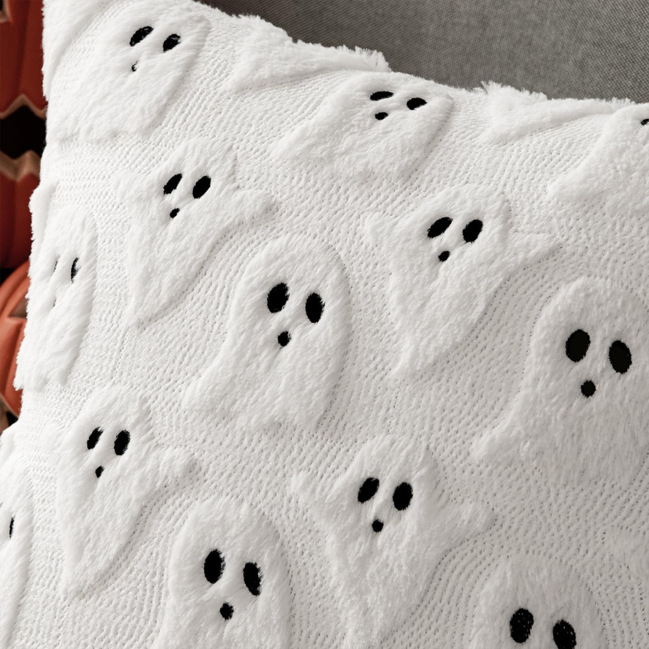 Blanc mignon fantôme Halloween housses oreiller 18x18 Ensemble de 2 Spooky Esthétique Coussin Cov