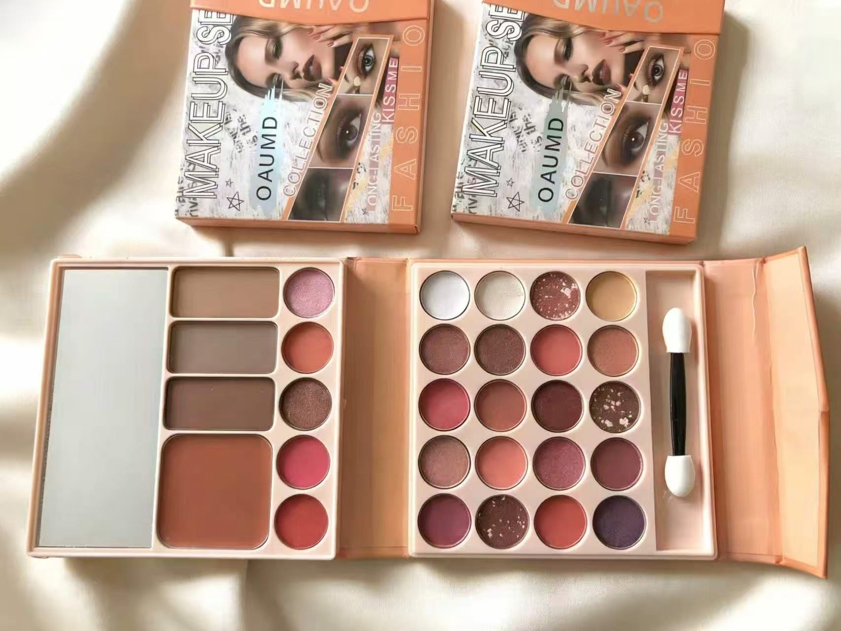 Tout-en-un Maquillage Palette Matte et Shimmer Eyeshadow Rouge à lèvres et Blush