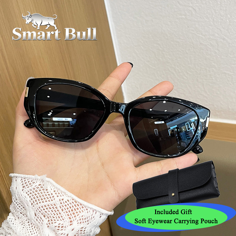 Vieilles Lunettes de soleil pour dames à oeil de chat