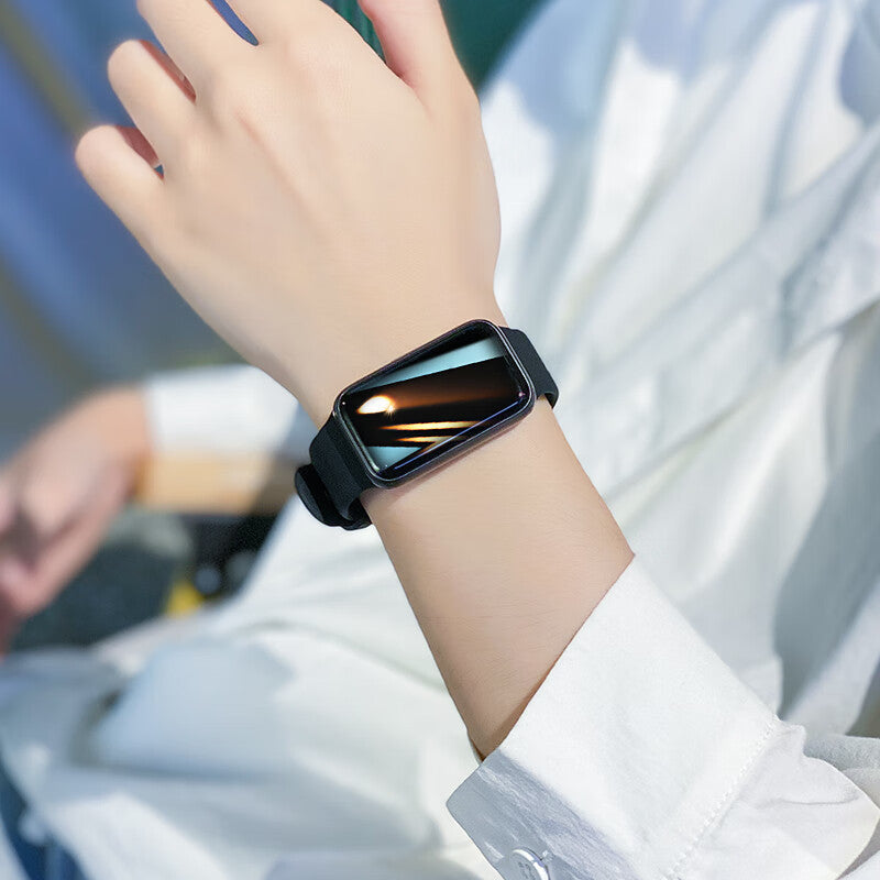 Femmes Smart Bracelet Design Fashionable Surveillance de la fréquence cardiaque