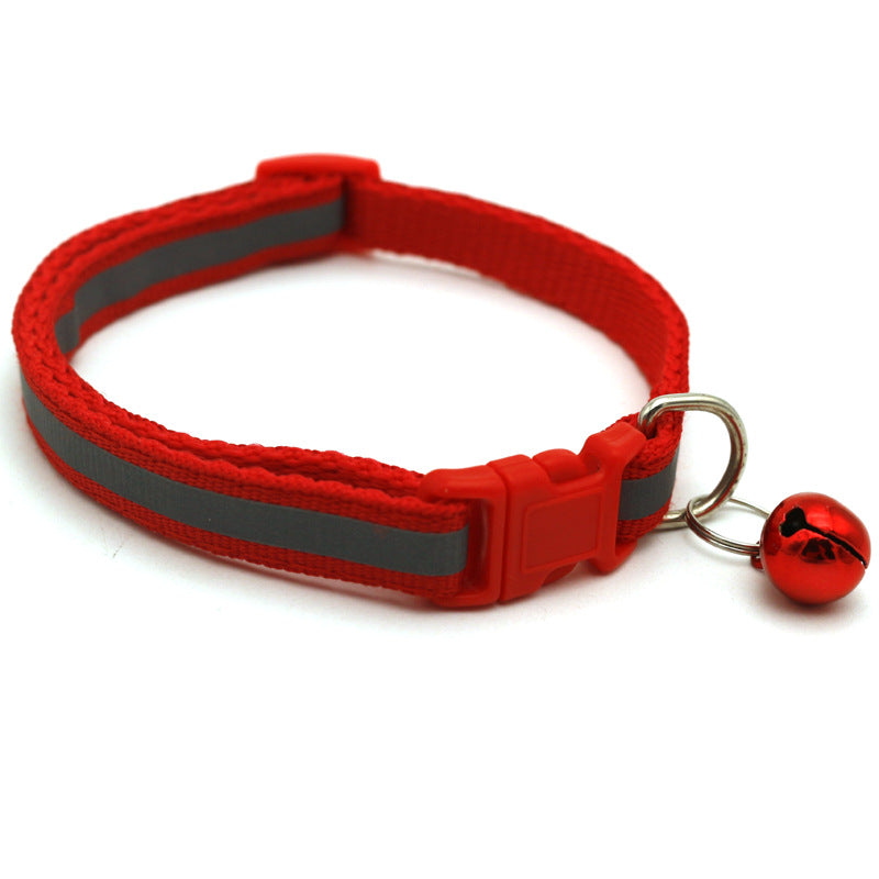 Collier de poupée en peluche avec boucle colorée