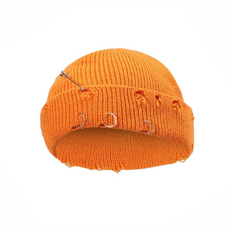 Bonnet en tricot à épingles en fer