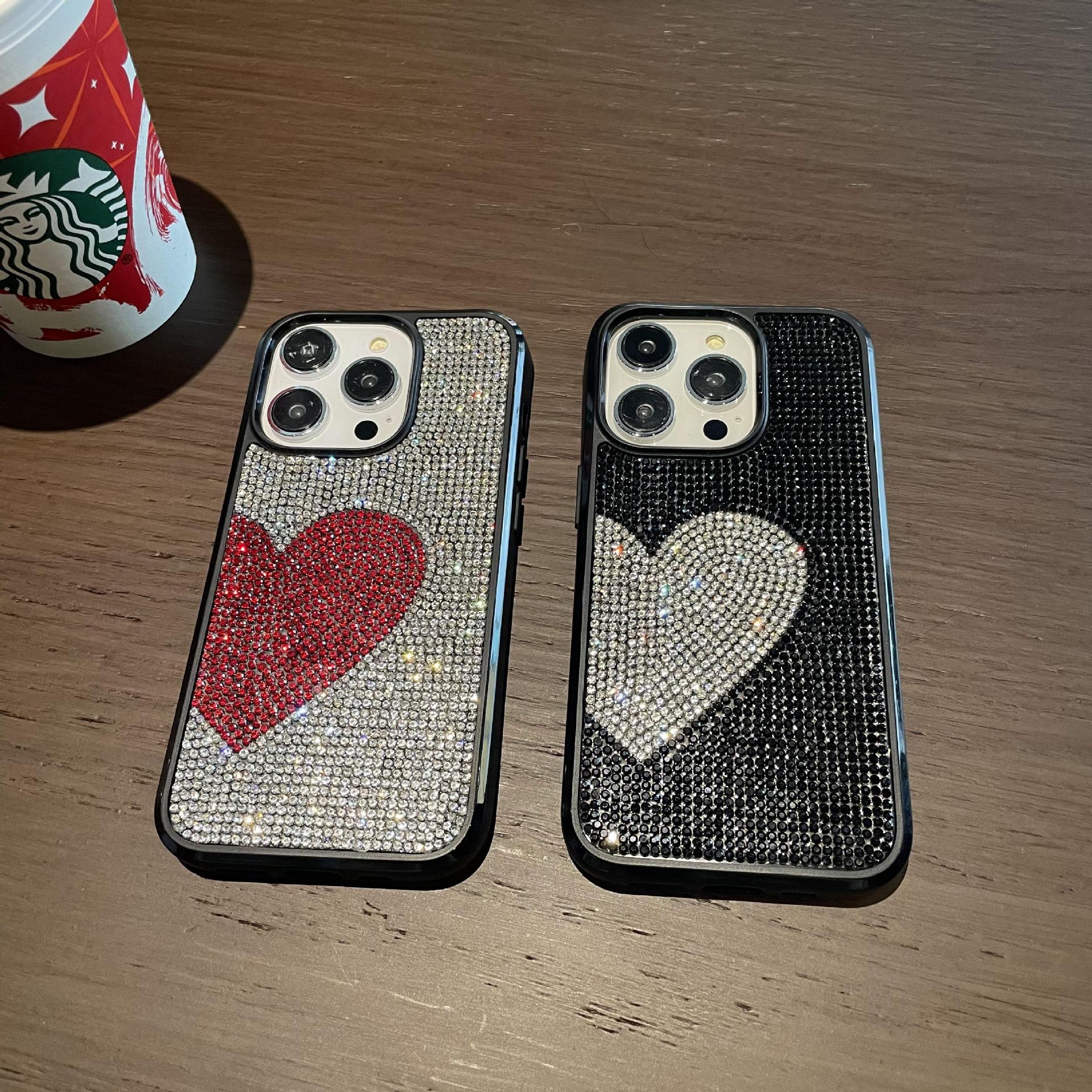 Coffret téléphonique en forme de cœur en brique
