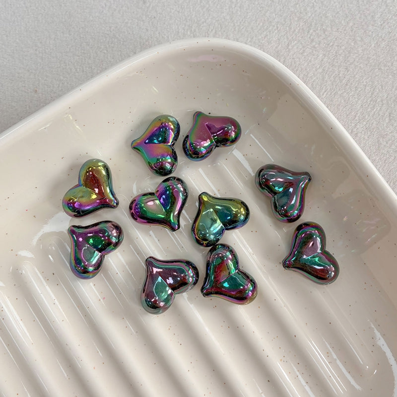 Perles acryliques du coeur irisées