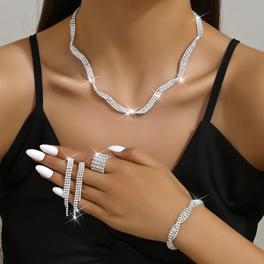 Design créatif personnalisé Collier tressé en strass argenté