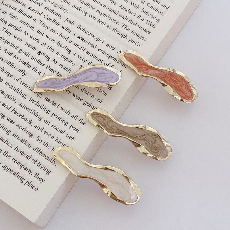 Exquisite retro hairpin