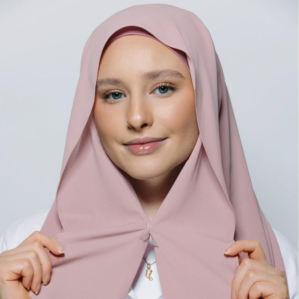 Le foulard pratique avec un aimant intégré