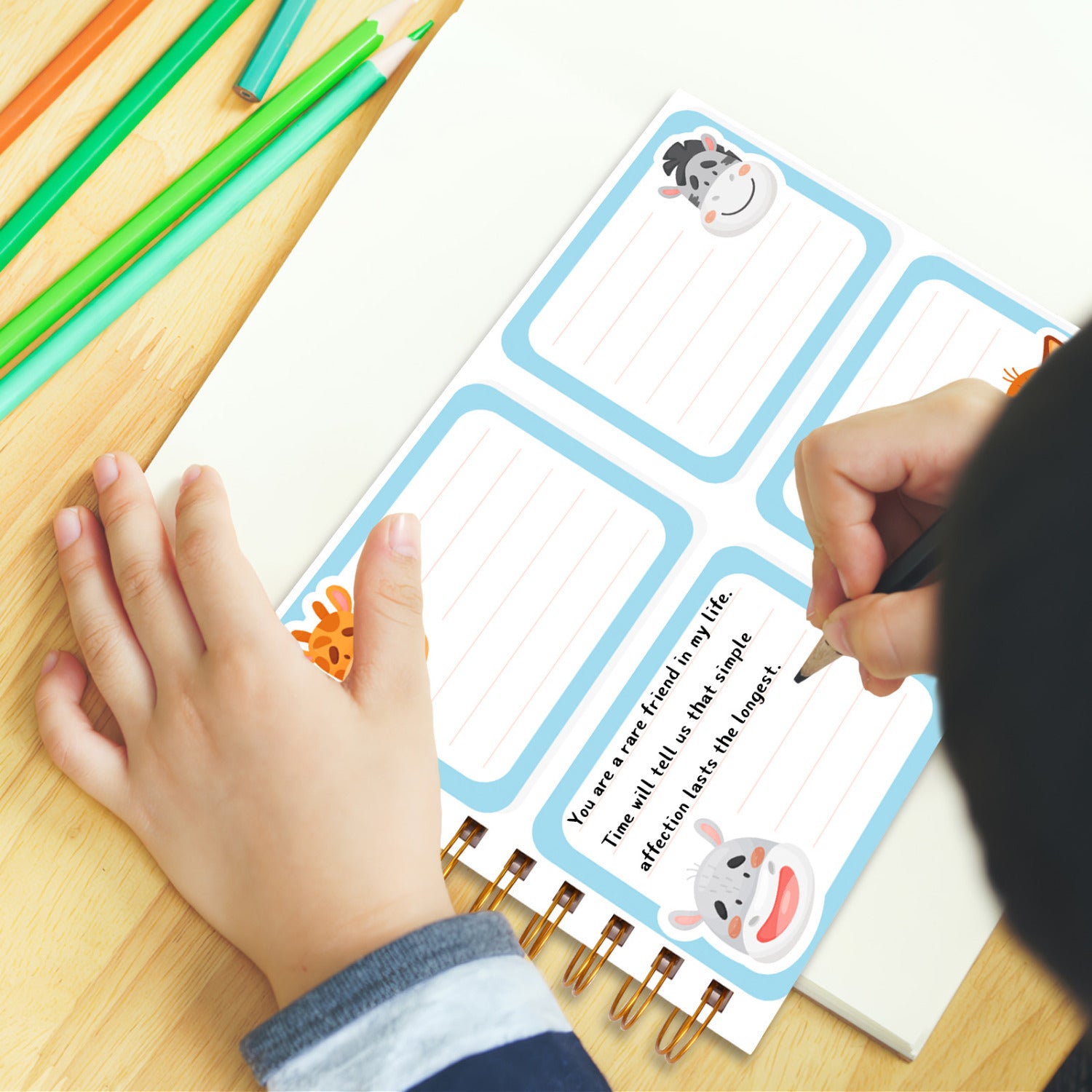 Livre d'amis adapté à l'école préscolaire et primaire
