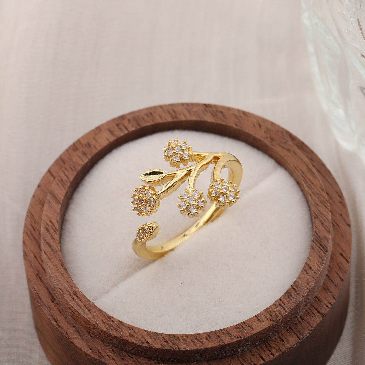 European And American Hot-Selling Fashionable and Unique Water Drop Zircon Anneaux pour femmes