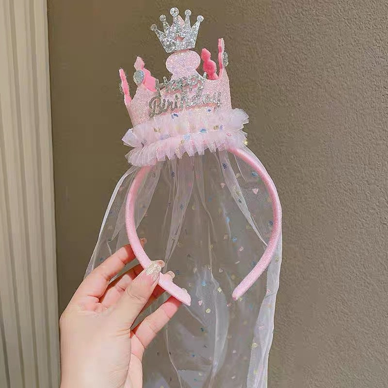 Cerise Cake Style Dentelle Coiffure