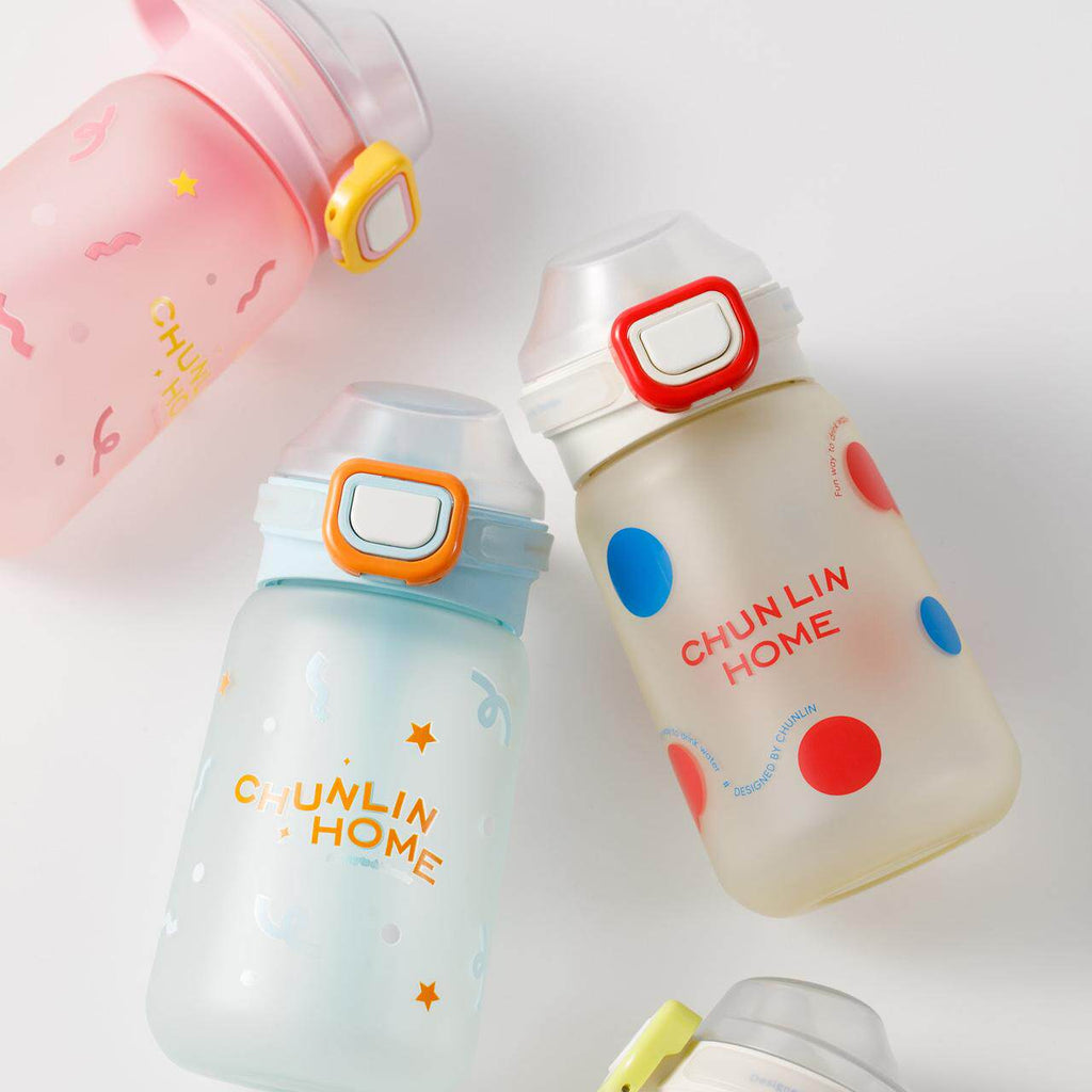 Coupe en plastique portable étanche à la paille