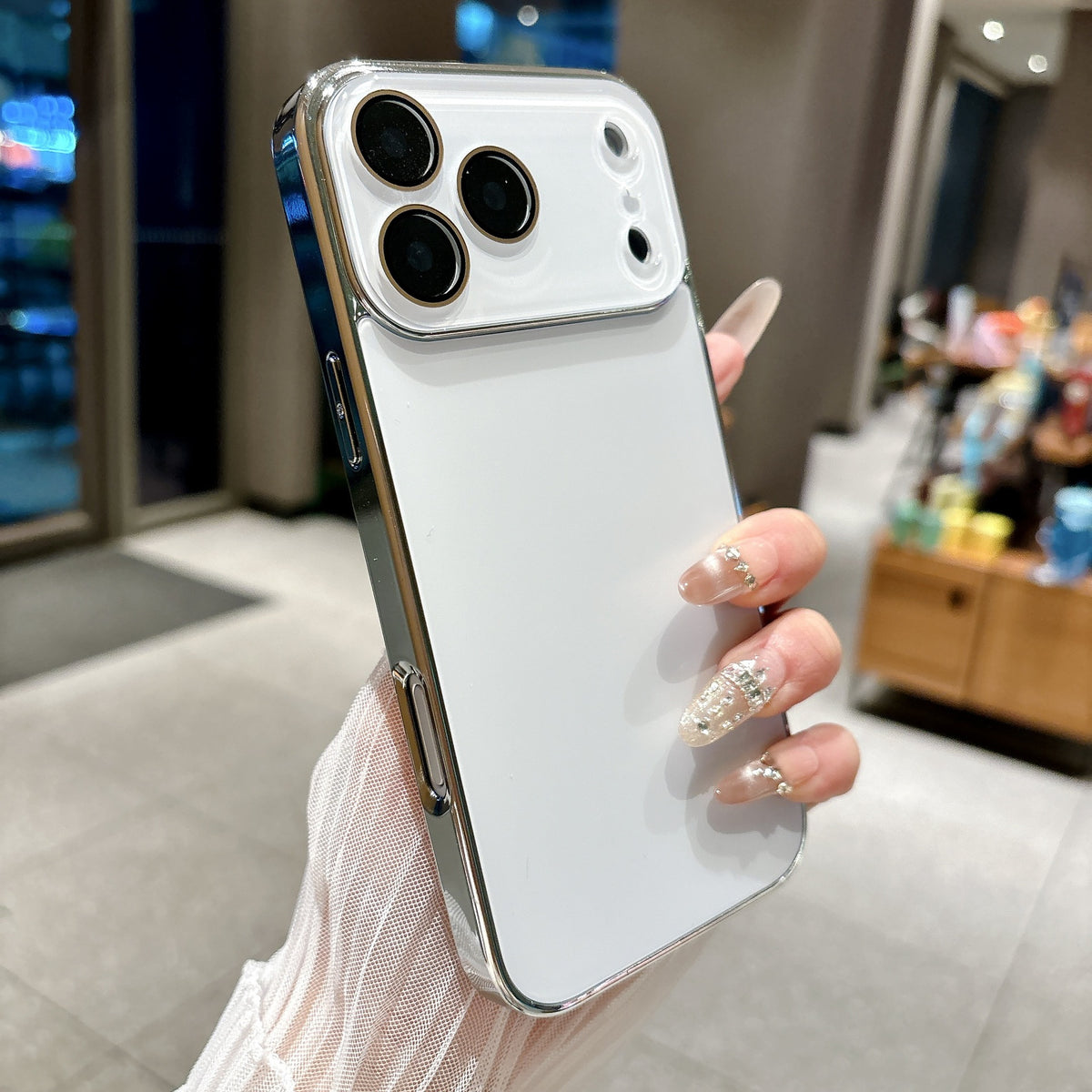 All-in-one Lens Protector and Frosted AG Phone Case for iPhone