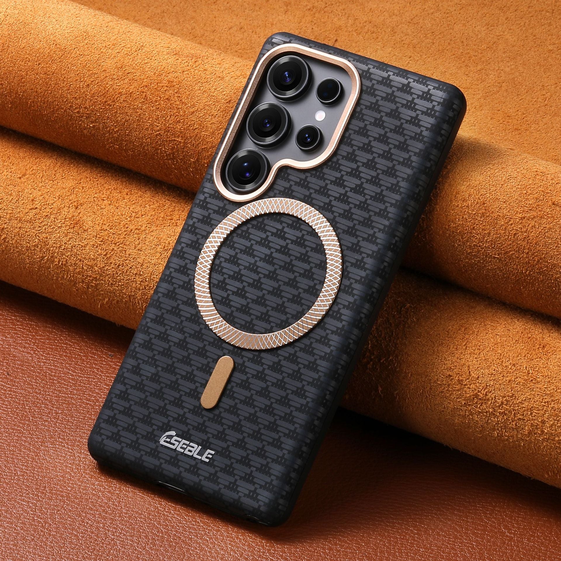 Modèle triangulaire Mountain Peak Magnetic Matte Phone Case