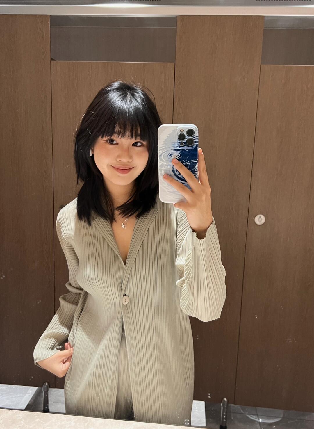 Ensemble de cardigan plissé pour femmes Minimalist Casual Veste et pantalons à manches longues à deux pièces