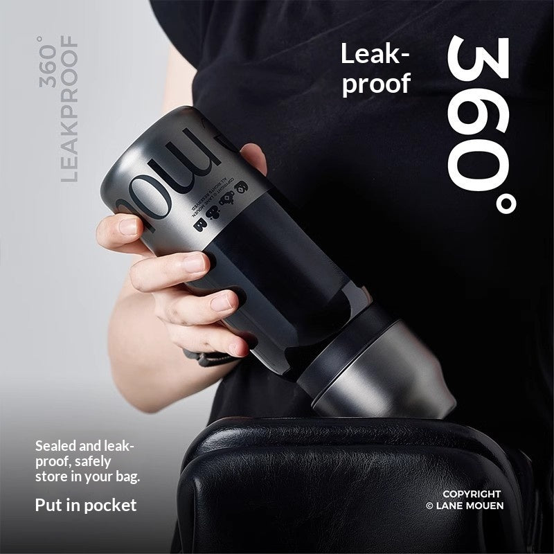 Coupe en acier inoxydable haute esthétique et bouteille d'eau thermique pour les hommes
