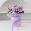 Seau de tulipe tricoté à la main