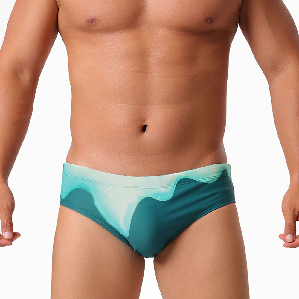 Gradient flowing-print Triangle Swim Trunks Modeable