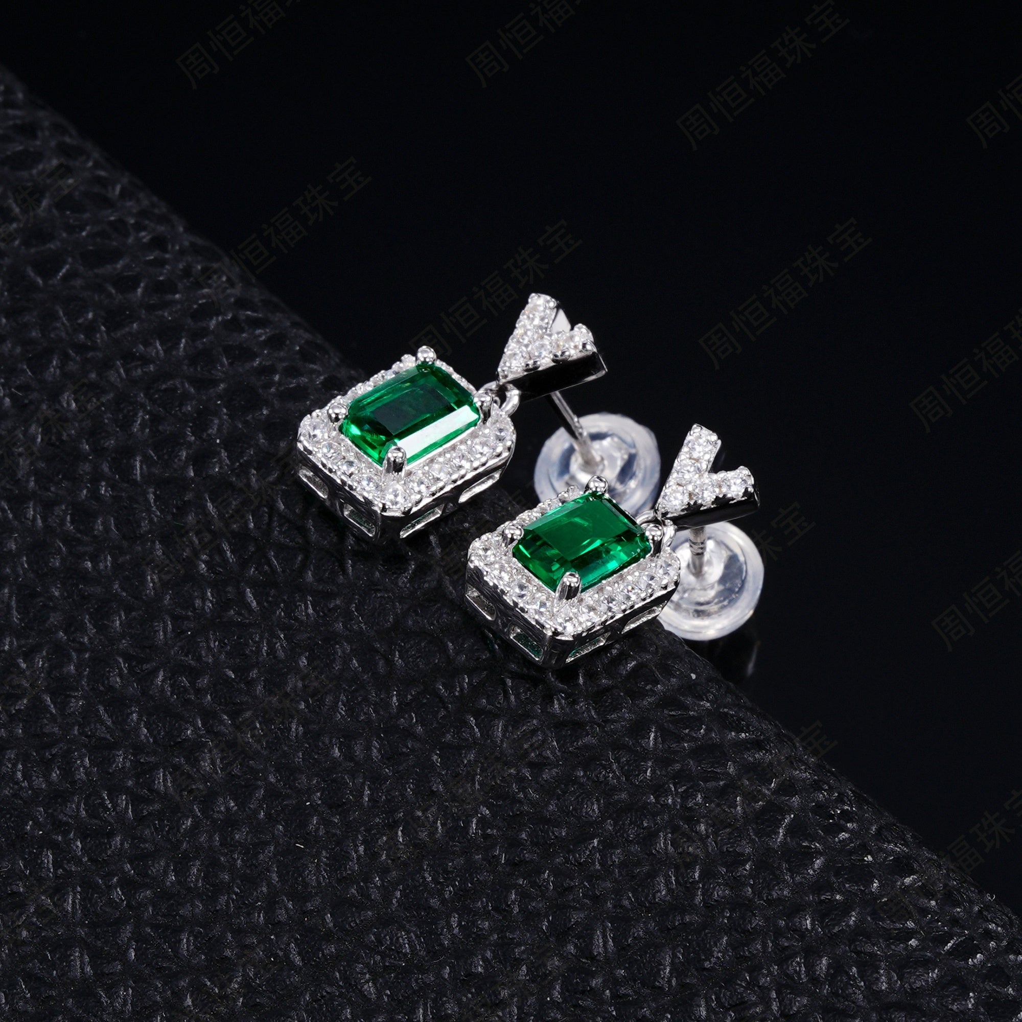 S925 Boucles d'oreilles à goutte en forme de V en argent sterling