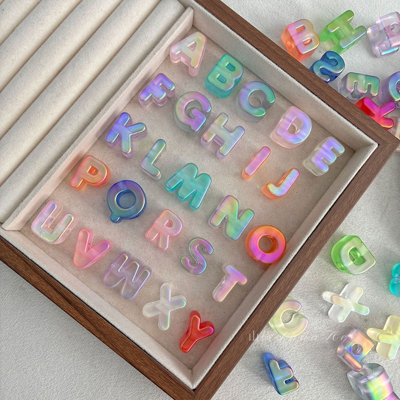 Perles lettre acrylique Matte irisés