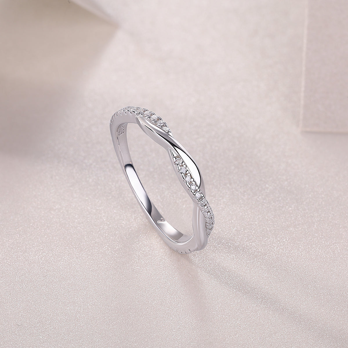 S925 Argent 1.9g Anneau en mousse de platine