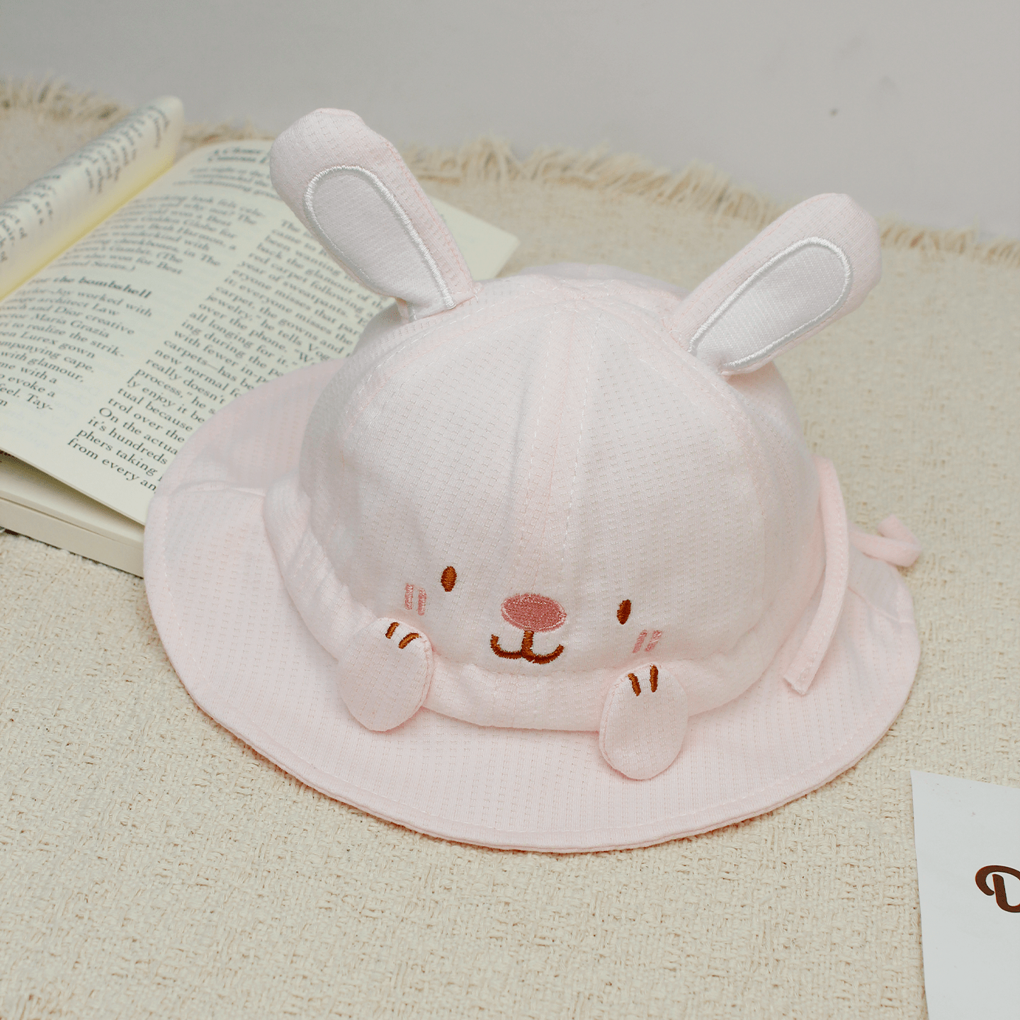 Chapeau de voile rond décoré de dessin animé pour enfants avec une apparence mignonne et douce