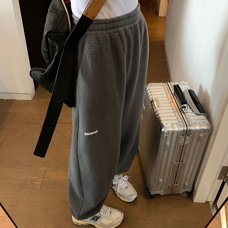 Pantalon chaud à la mouche d'agneau et à la mouchelette