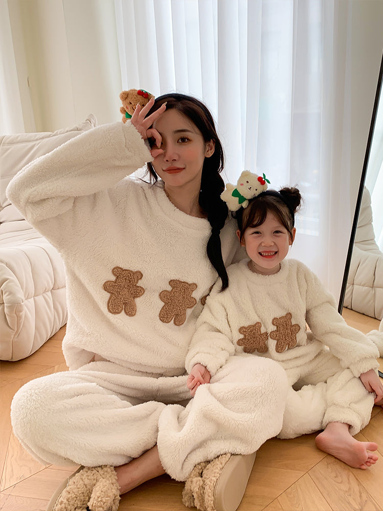 Vêtements parent-enfant Mode Coral d'hiver Velvet Maison Porter Pajama costume