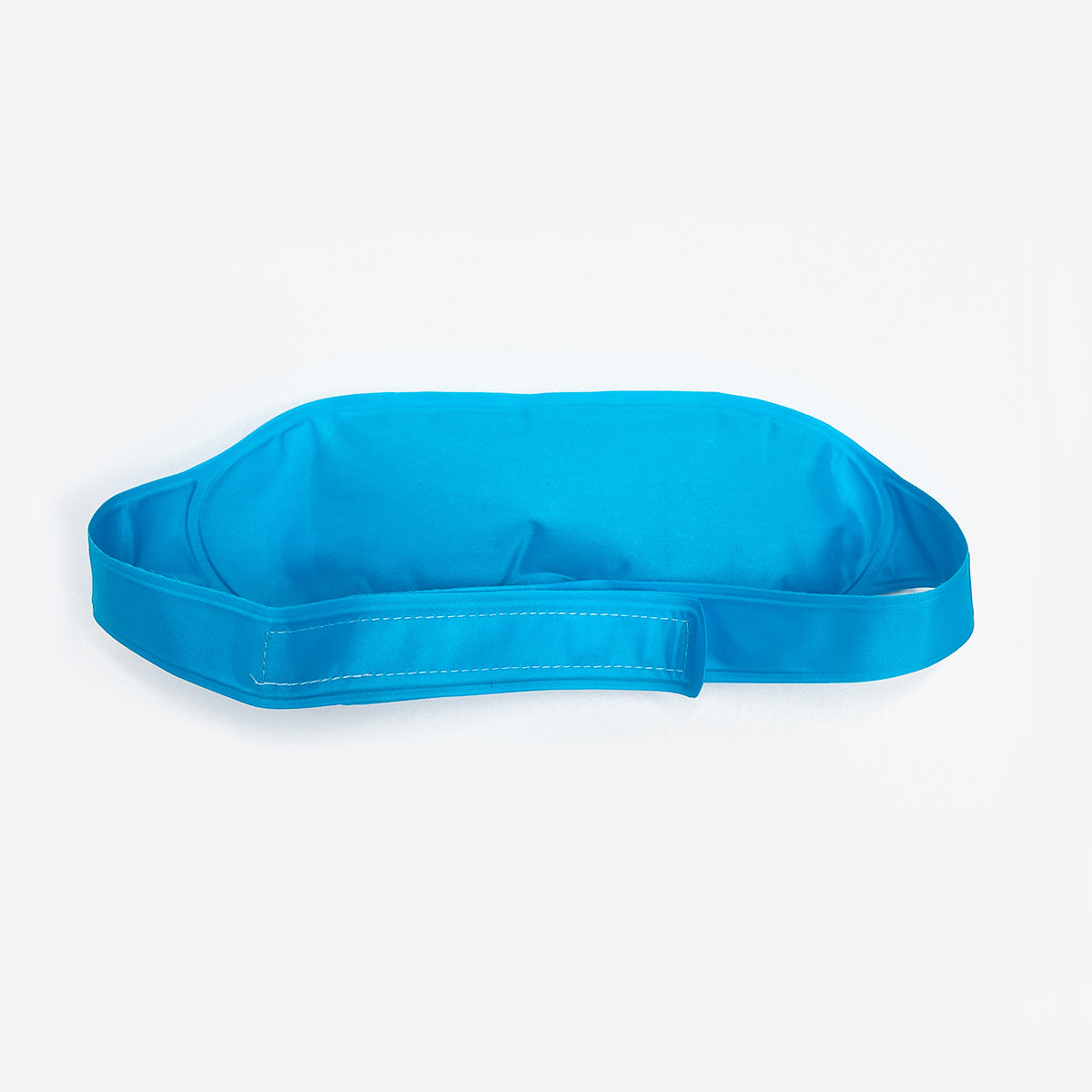 Utiliser des masques oculaires pour la thérapie froide et thermique