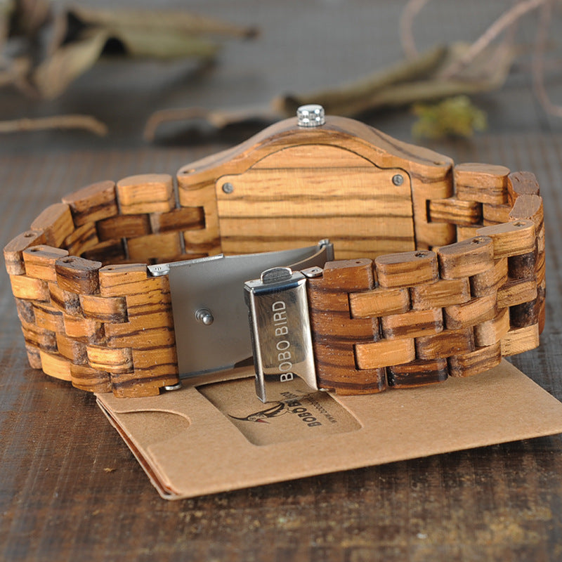 Montre Quartz de style pointeur en bois