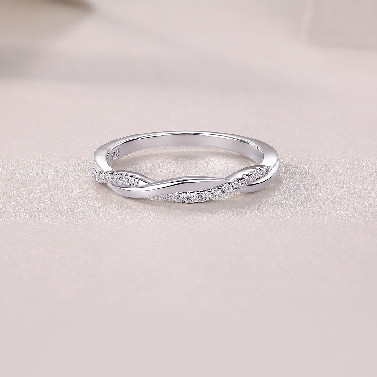 S925 Argent 1.9g Anneau en mousse de platine