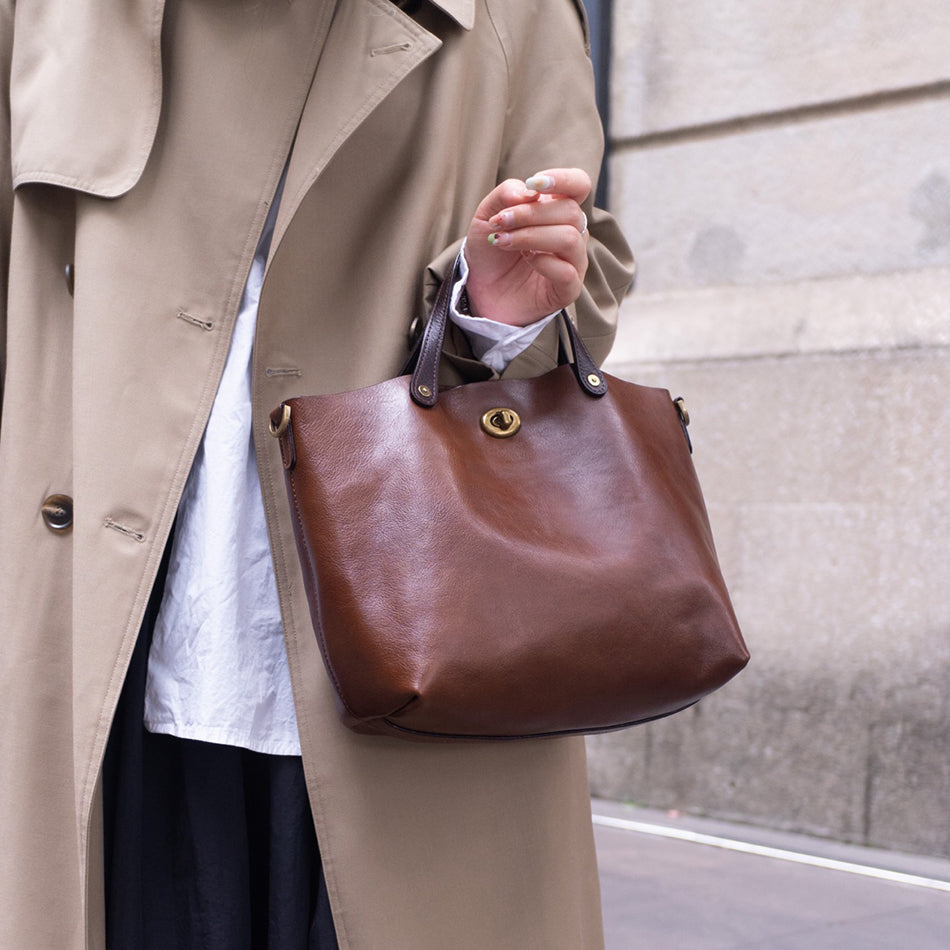Cowhide Tote Bag européen et américain vintage premier-couche teinté d'arbre