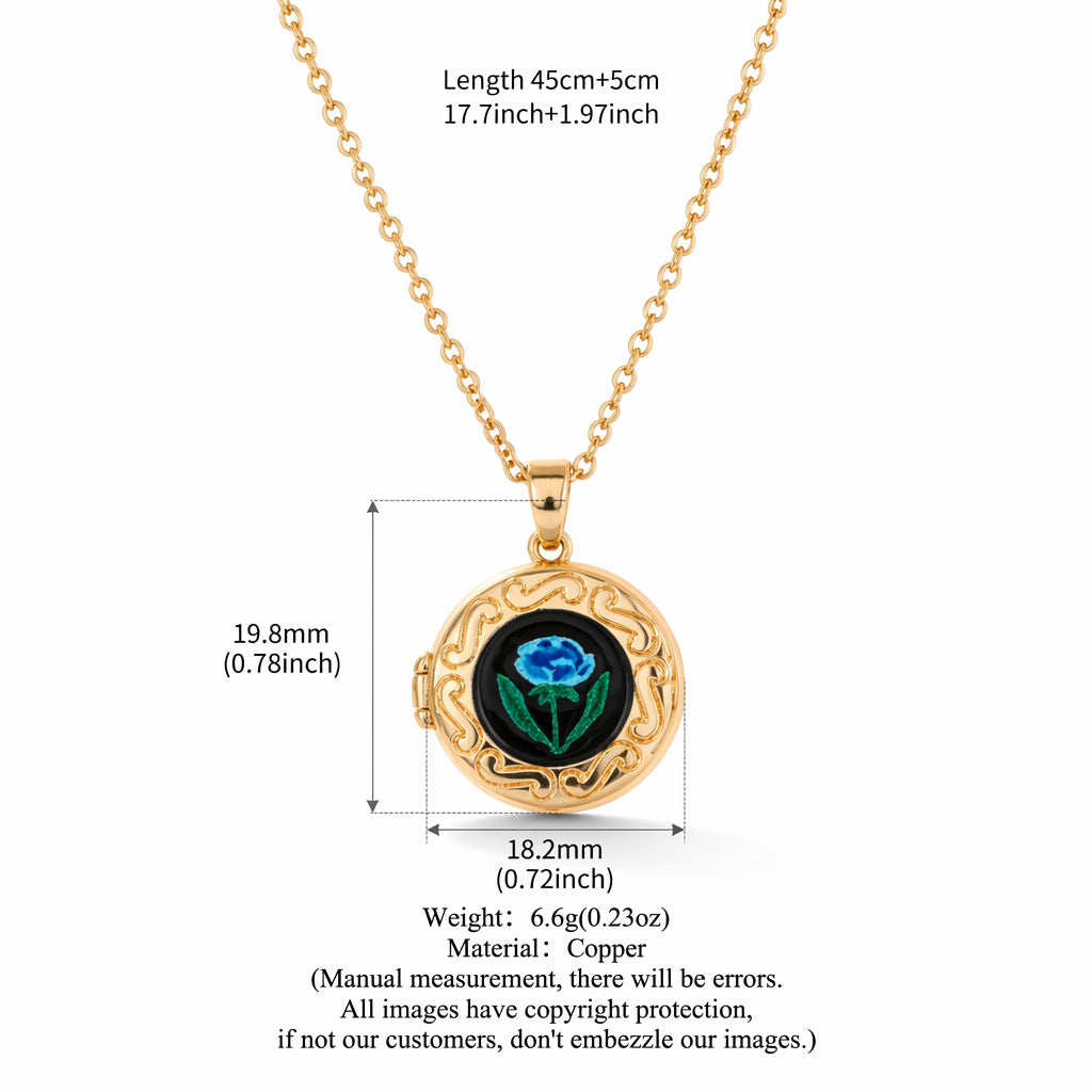 Elegant necklace with a heart shape