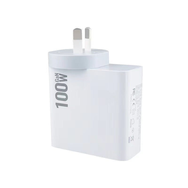 Chargeur maison minimaliste avec prise de port multi