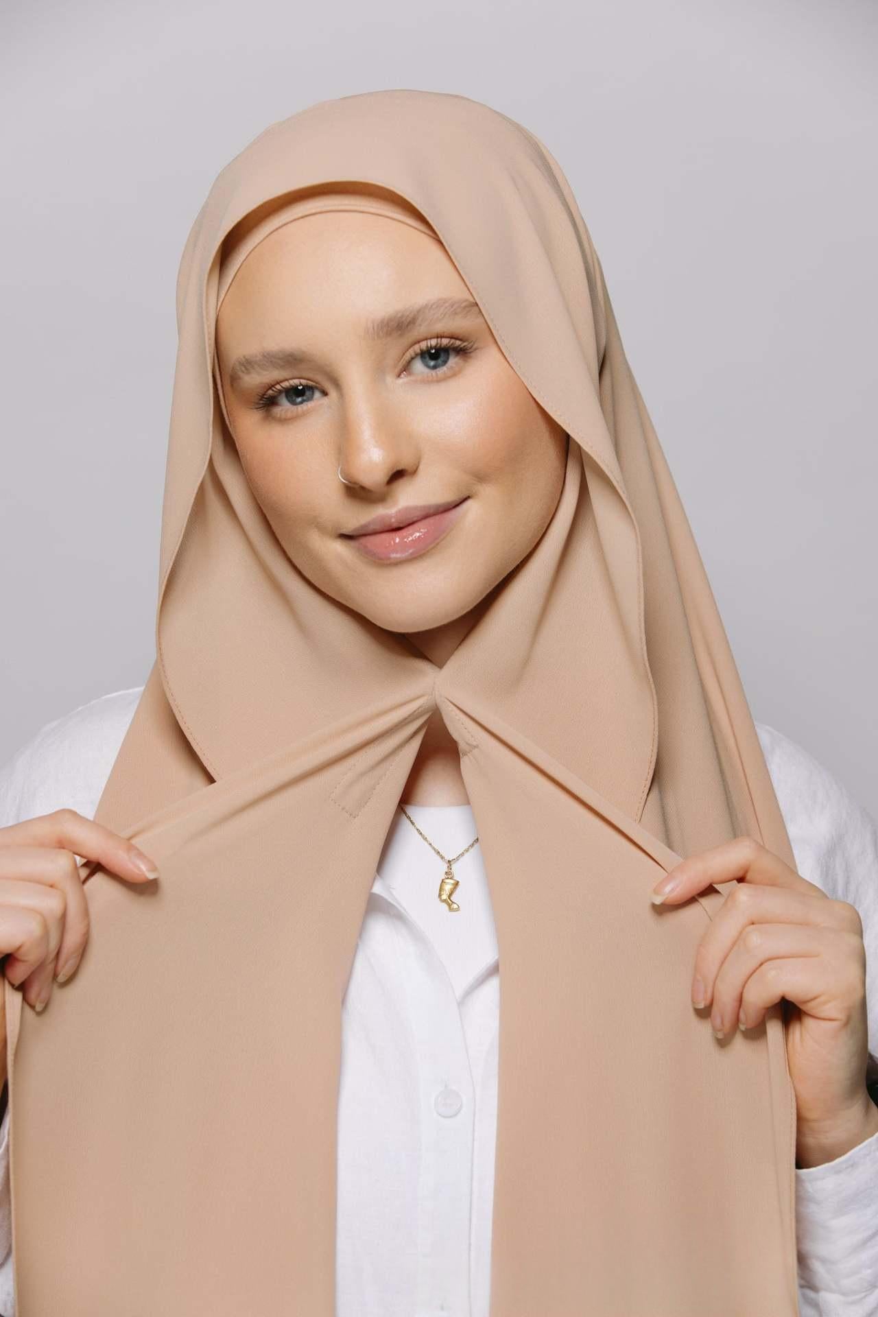 Le foulard pratique avec un aimant intégré