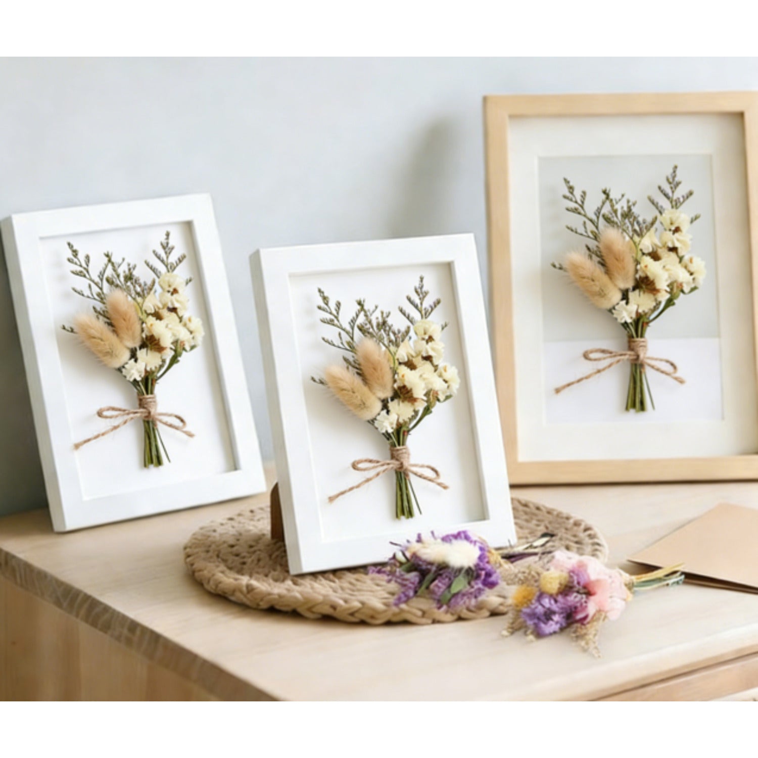 6 Mini Bouquets de fleurs séchés faits à partir de la queue de lapin artisanale et Forget-Me- Nots Fo