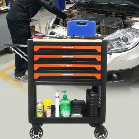 4 OUTILS MULTIFONCTIONNELS CARTONNÉS À ROUES ET À BOIS