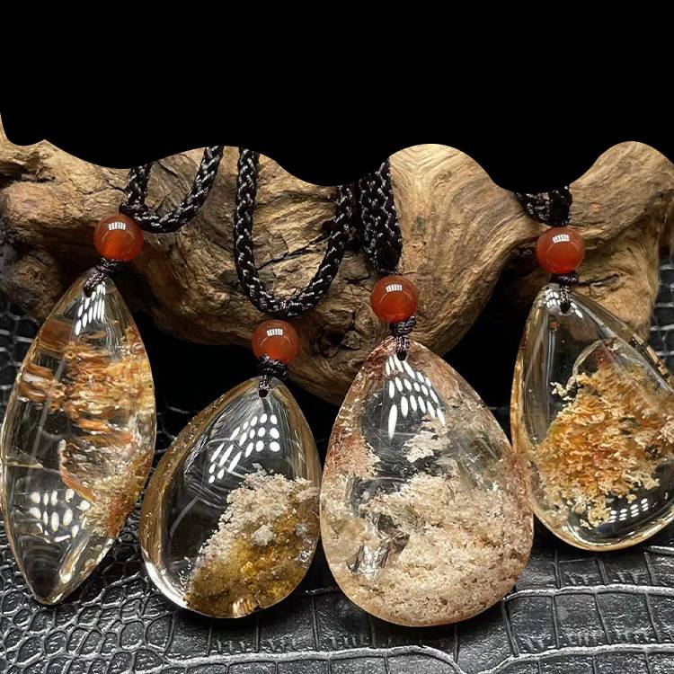 Collier pendentif en cristal transparent en sweater complet