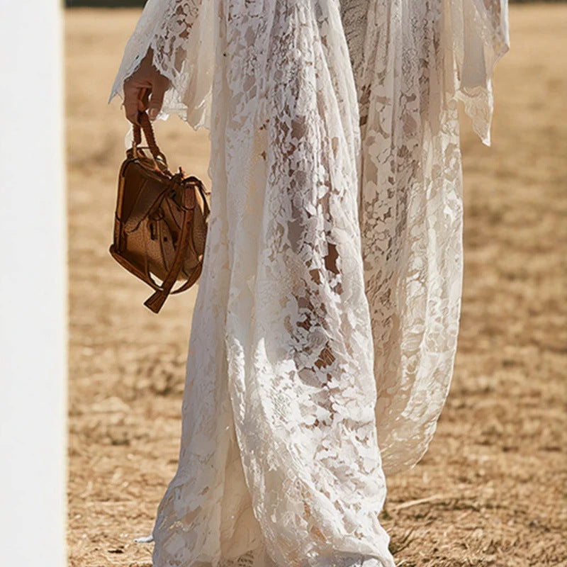 Robe longue en dentelle blanche de style occidental