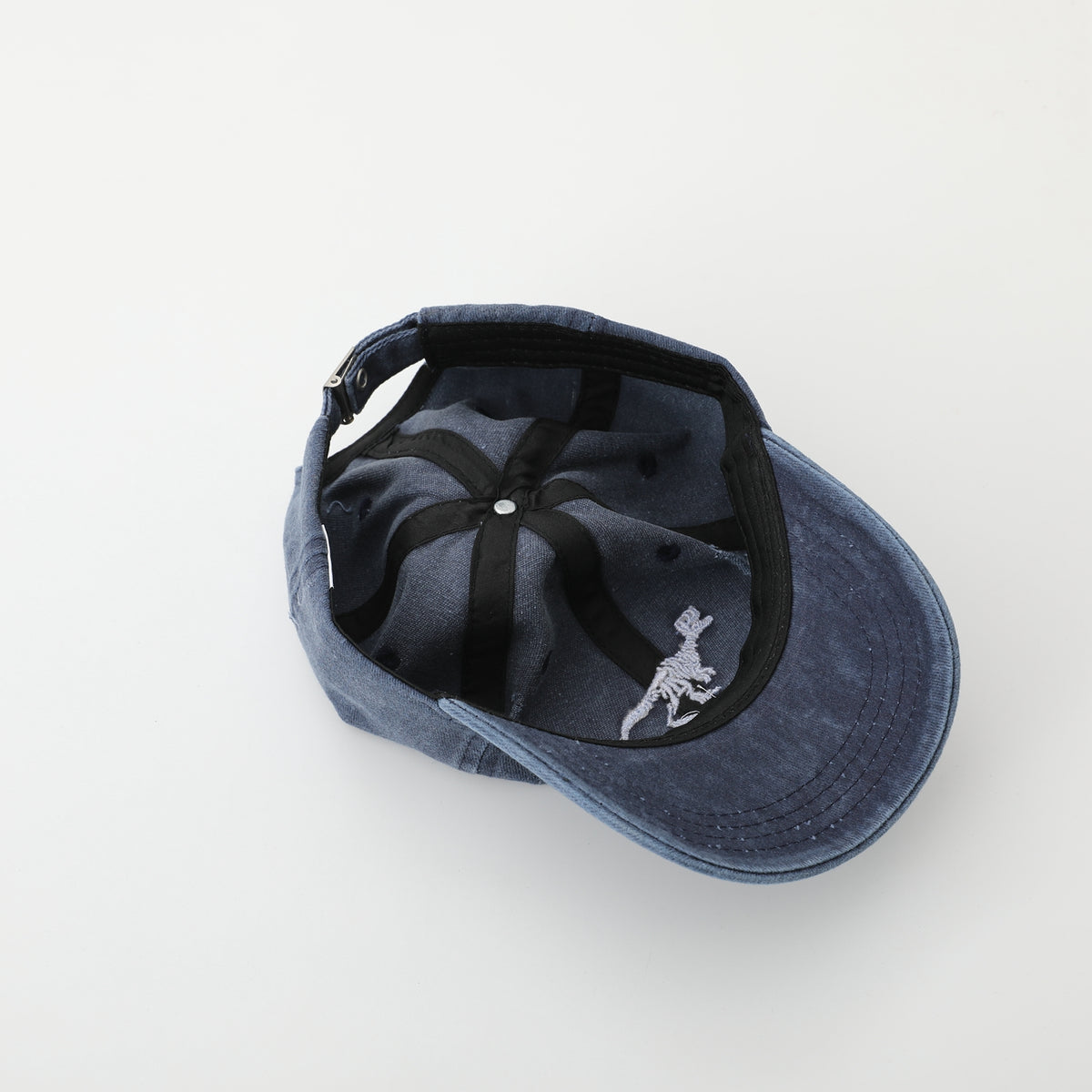 Broderie dinosaure pour enfants Torn and washed-out Vintage Trend Casquette de baseball pour l'extérieur