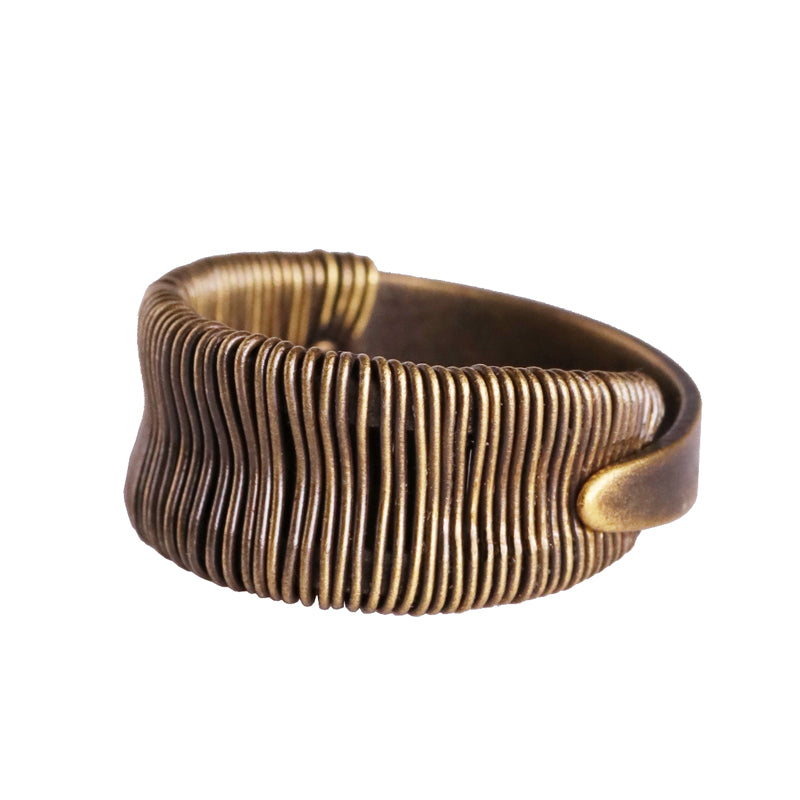 Copper Wire Winding Process Vintage bague personnalisée