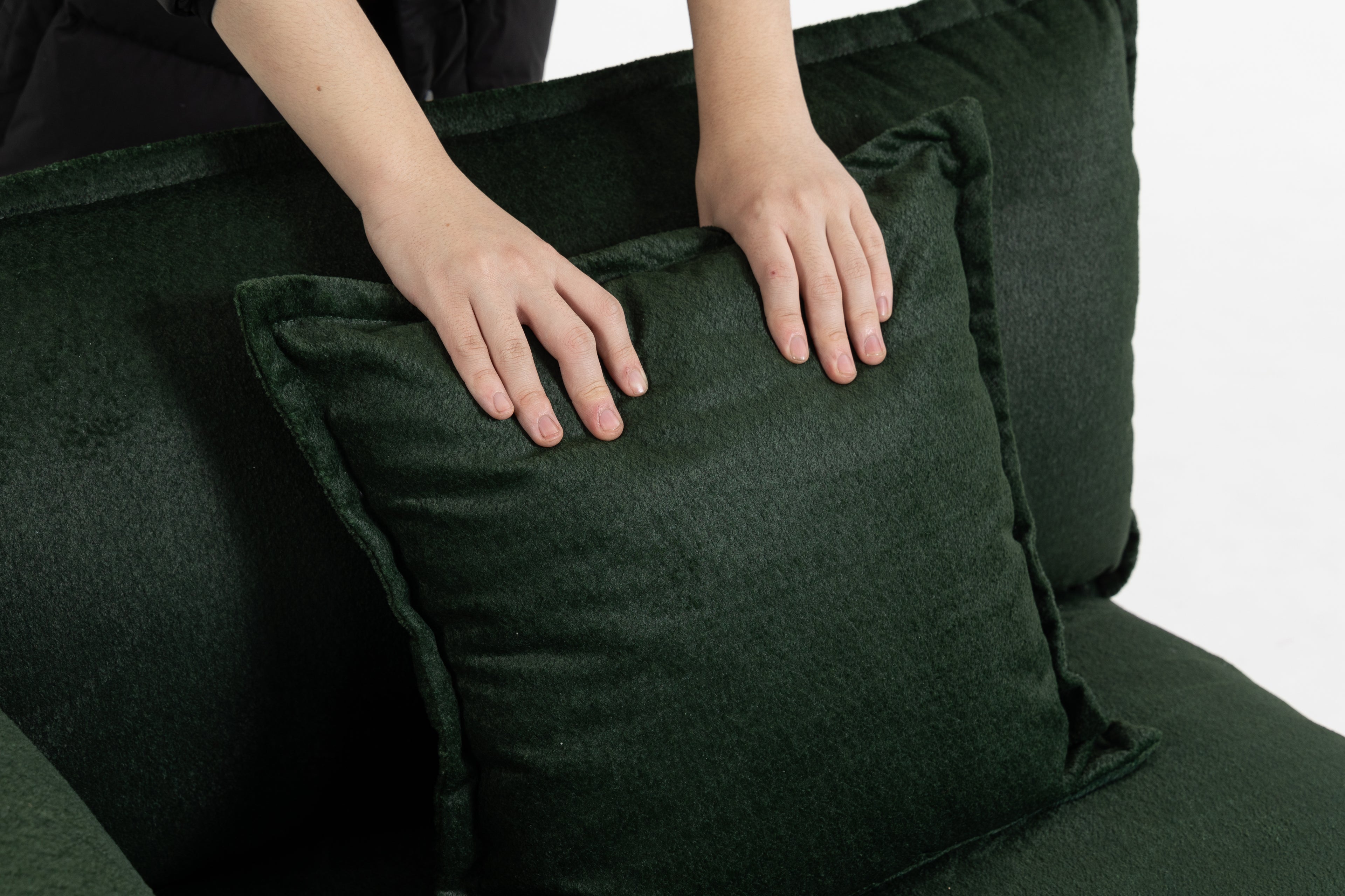 Moderne 3 places avec pouf 113,77" Canapé sectionnel avec oreillers de taille