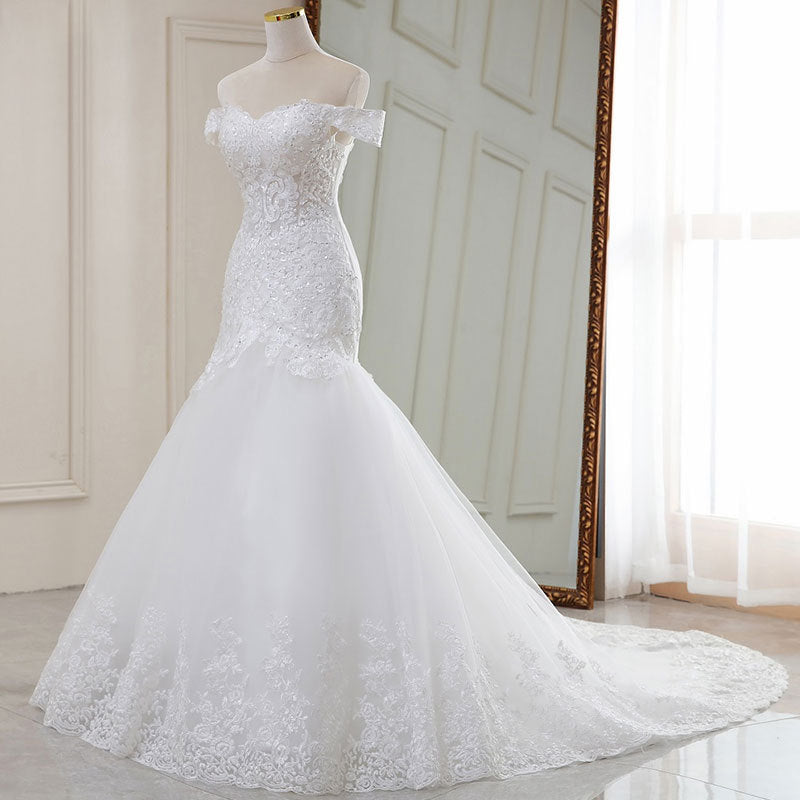 Haute taille Blanc Tempérament Dream Dentelle Mid-waist Long Tail Robe de mariage col V
