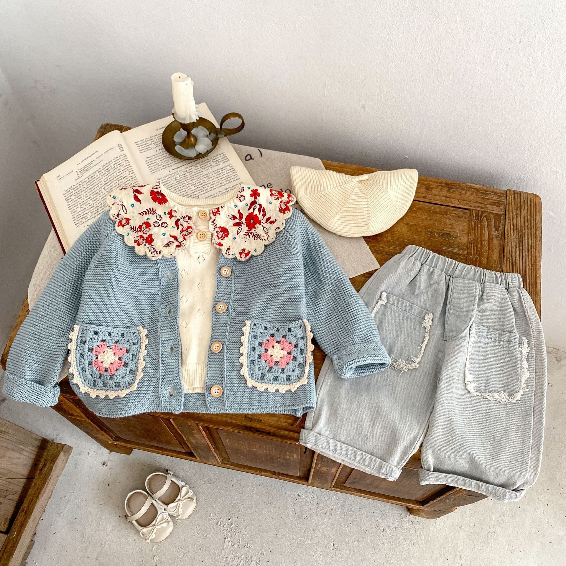 Collier rond d'enfants Sweater Cardigan main Crochet fleur Hollow manteau de poche