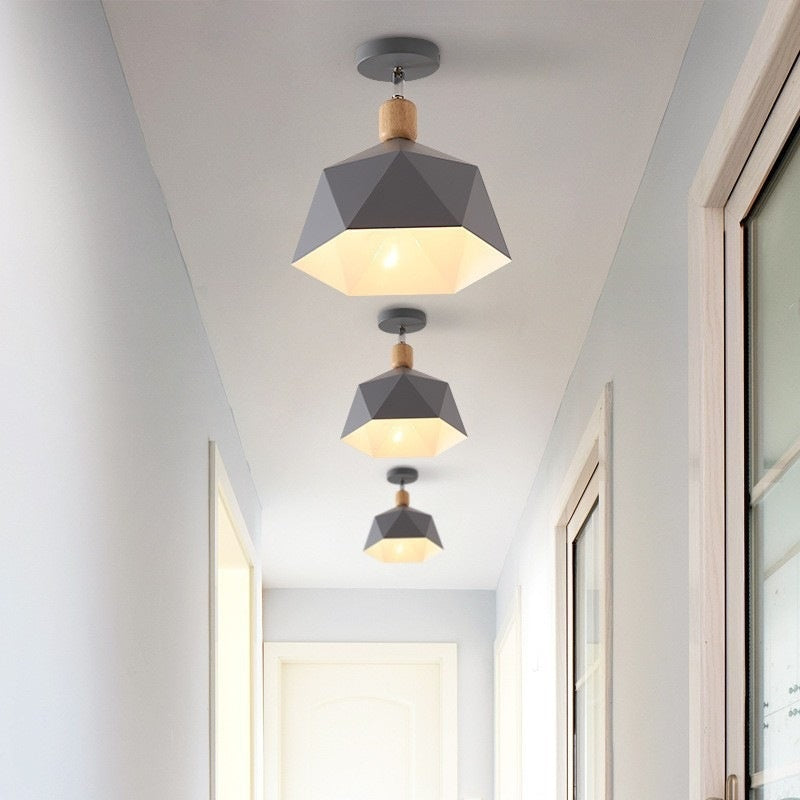 Plafond lumineux pour le placard et le balcon