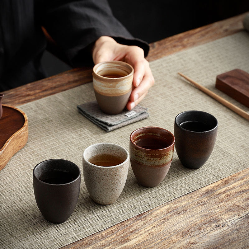 Porcelaine Tea Tasting Cup Suit Stoneware Kunn Baigné Cinq couleurs Tea Cup Boîte cadeau