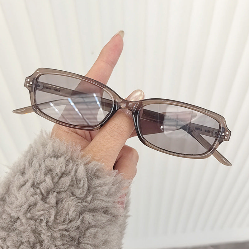 Lunettes de soleil tendance rétro de petit cadre carré