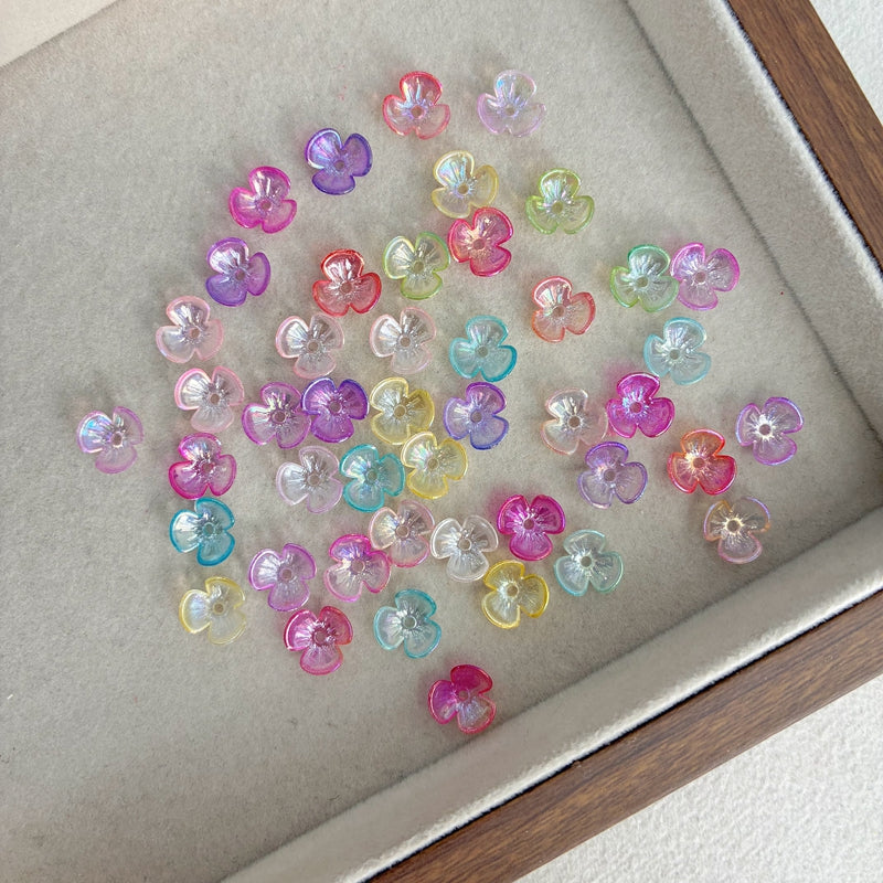 Perles 3-Pétales lumineuses de fleurs acryliques