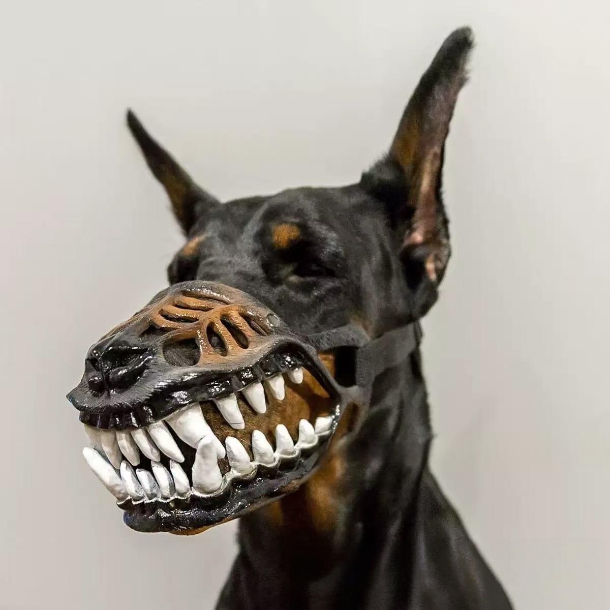 Muselière d'animaux effrayante Fangs sanglants Tête de latex Halloween Maison hantée Escape Room Prank