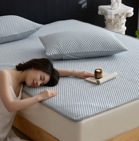 Literie de refroidissement Ensemble de trois pièces Polyéthylène Ice Silk Lavable Cool-feel Bed Mat